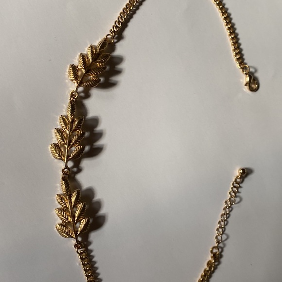 Gold Tone Leaf Boho Greek Goddess Choker Necklace - Picture 6 of 16